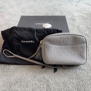 Chanel large quilted camera bag. NEW, NEVE…